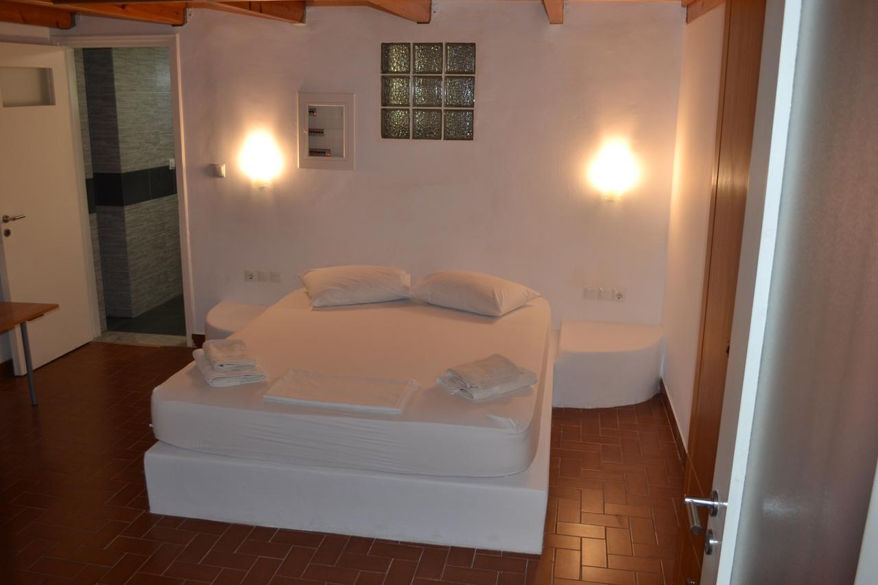 Artemis Suites Romanos  Экстерьер фото