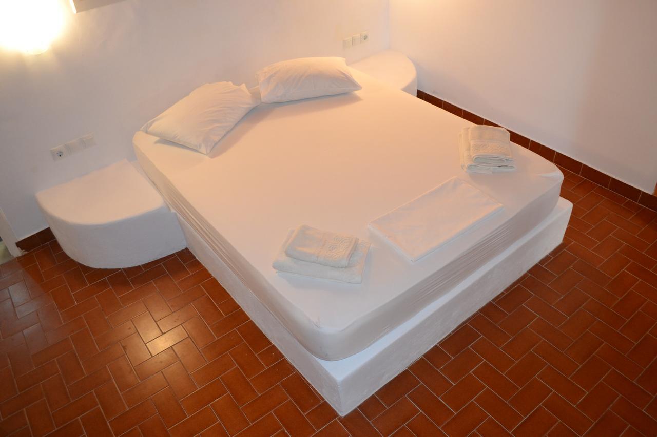 Artemis Suites Romanos  Экстерьер фото